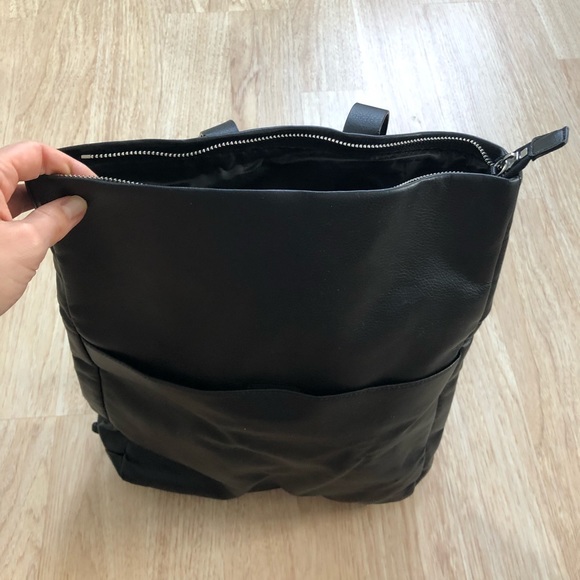 Bag- backpack - Picture 3 of 3